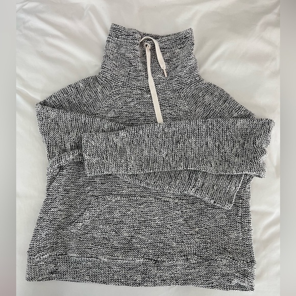 Offline by Aerie snowday mock neck sweatshirt - Picture 4 of 6